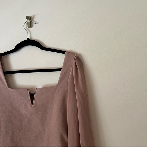 Chiffon sleeves crop top in dark pink size medium- M boutique - Picture 2 of 7